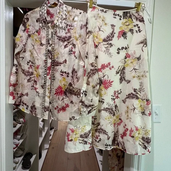 Floral Blouse and Skirt Set - Picture 1 of 6